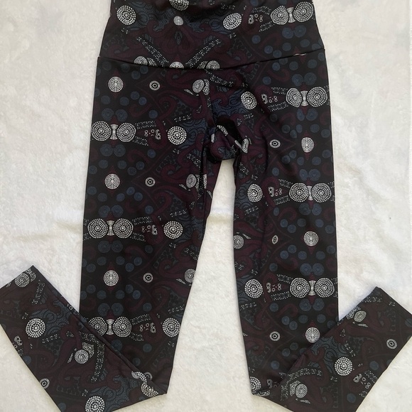 Onzie Leggings - Picture 1 of 2